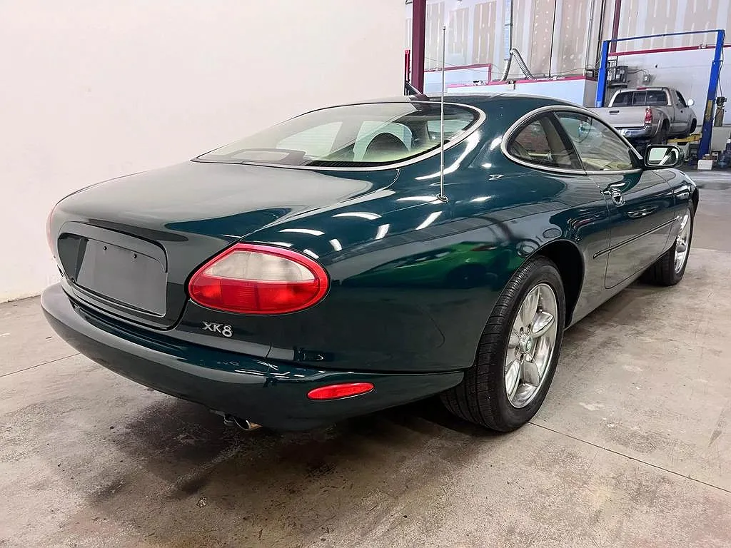 1997 Jaguar XK null image 3