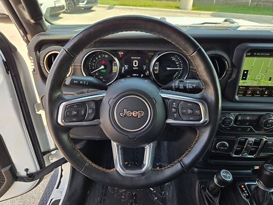 2022 Jeep Wrangler 4xe Unlimited Sahara High Altitude photo 11