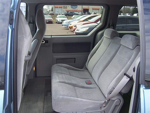 2007 Ford Freestar SE image 15