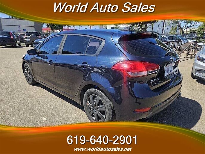 2017 Kia Forte5