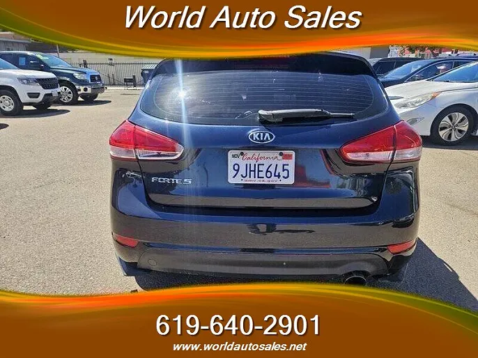 2017 Kia Forte5