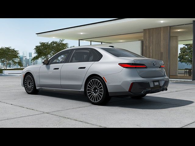 2025 BMW i7
