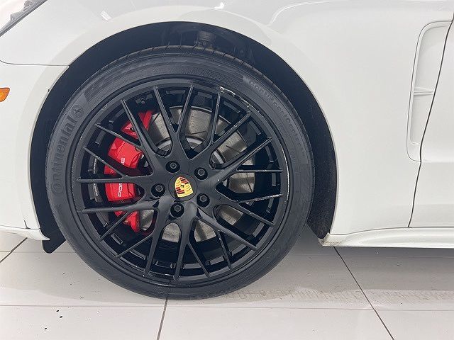 2017 Porsche Panamera Turbo image 45