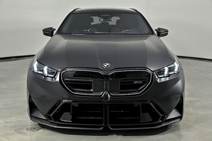 2025 BMW M5