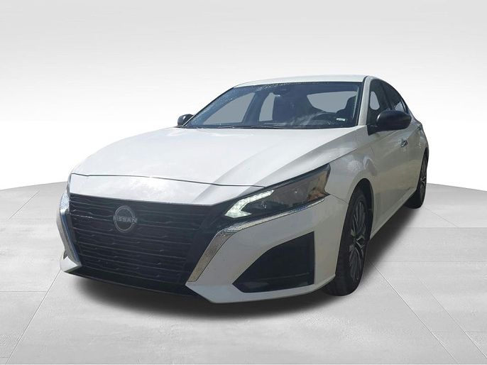 2025 Nissan Altima