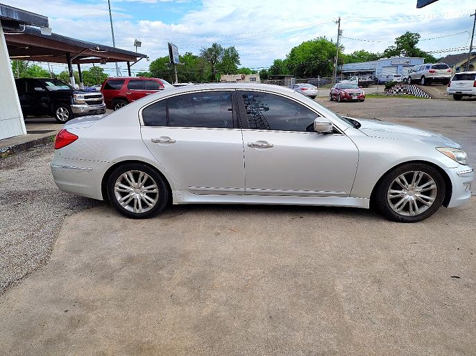 2012 Hyundai Genesis