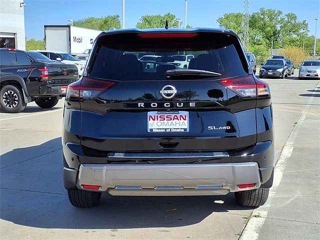2024 Nissan Rogue