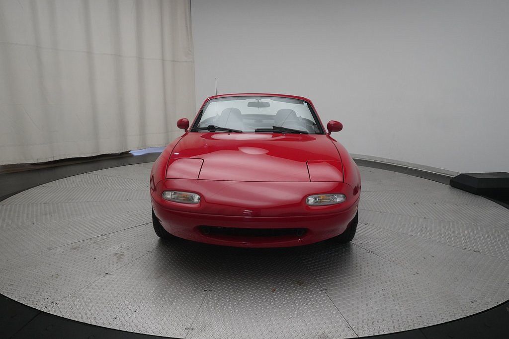 1992 Mazda Miata Base image 10