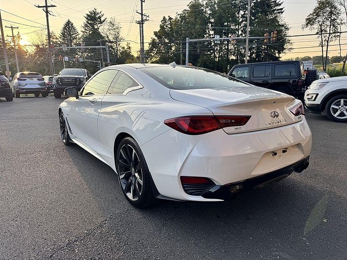 2017 Infiniti Q60