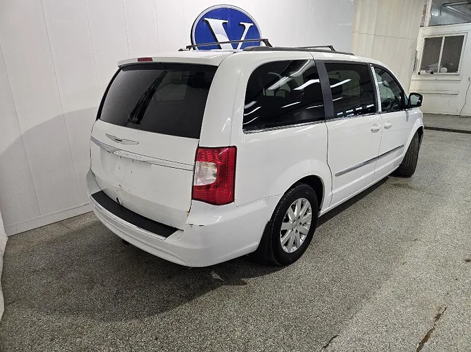 2014 Chrysler Town & Country