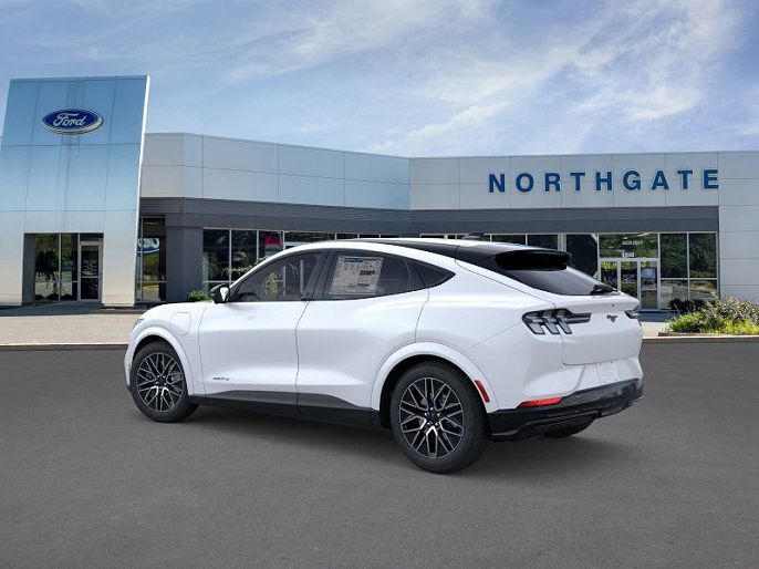 2025 Ford Mustang Mach-E