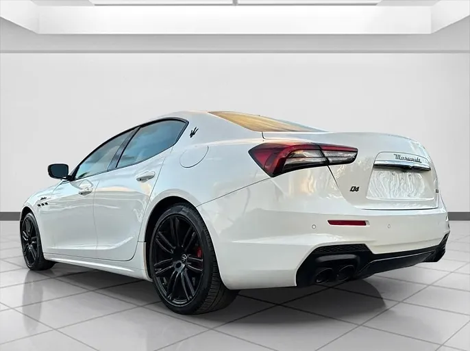 2022 Maserati Ghibli