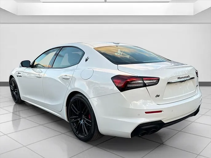 2022 Maserati Ghibli