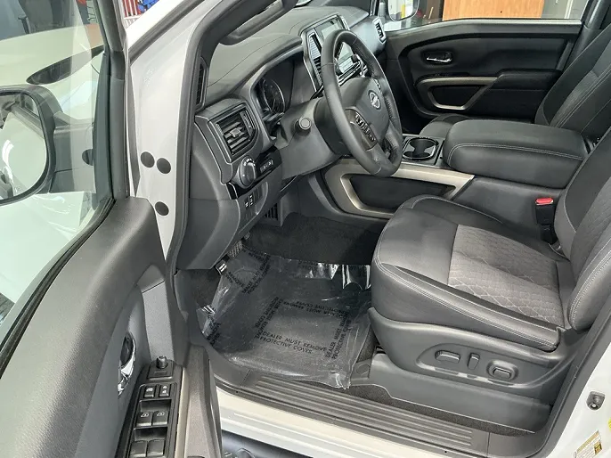 2024 Nissan Titan