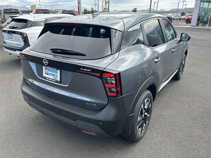 2025 Nissan Kicks