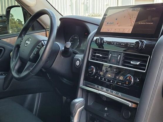 2022 Nissan Armada SL photo 8