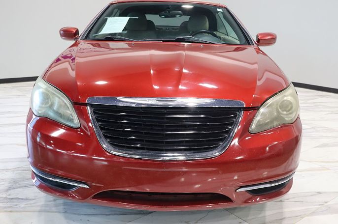 2013 Chrysler 200
