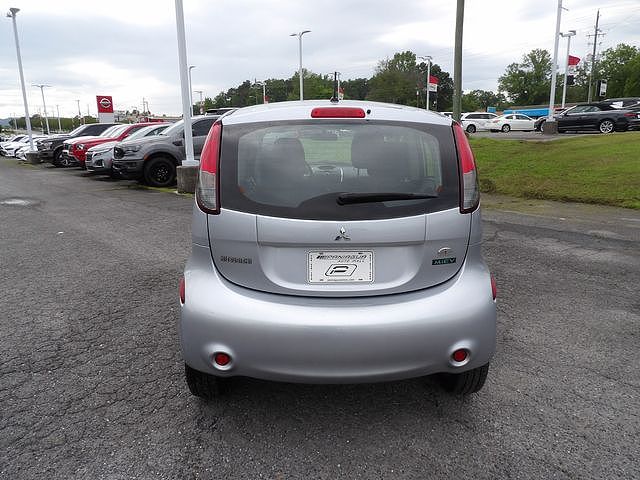 2016 Mitsubishi i-MiEV