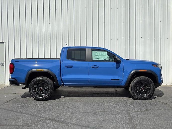 2025 GMC Canyon