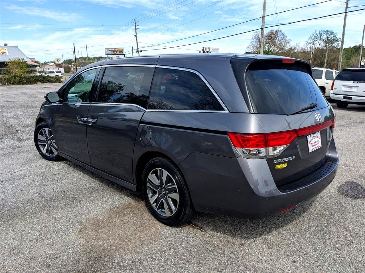 2015 Honda Odyssey Touring image 4