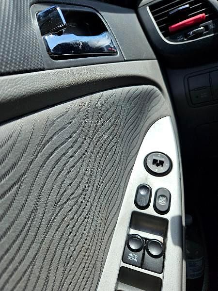 2012 Hyundai Accent