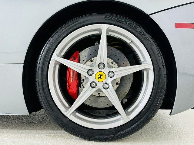 2013 Ferrari 458 null image 40
