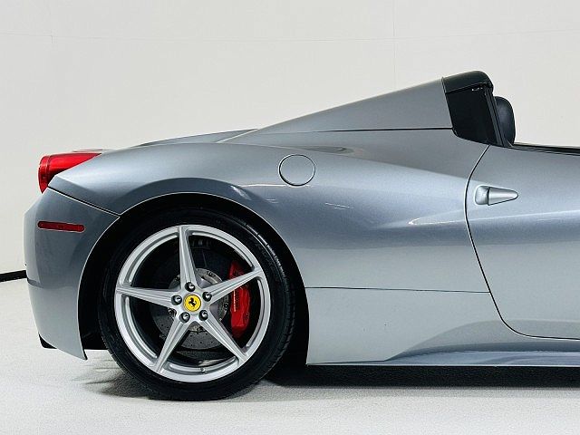 2013 Ferrari 458 null image 43