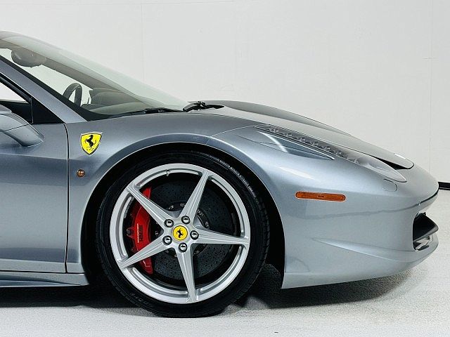 2013 Ferrari 458 null image 44