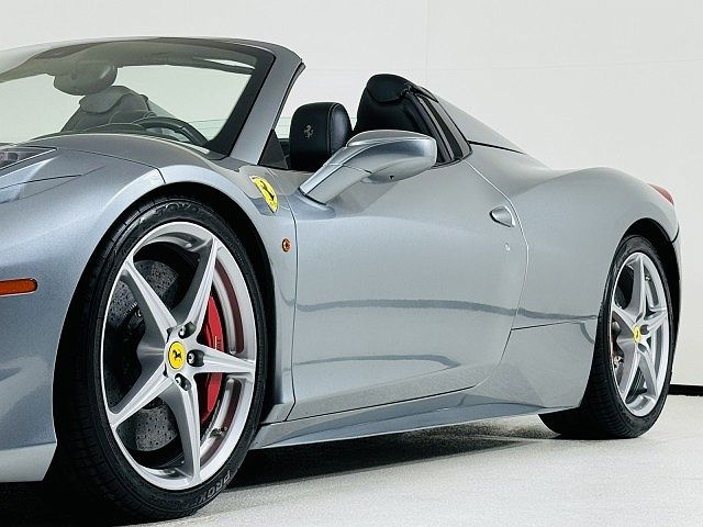2013 Ferrari 458 null image 57