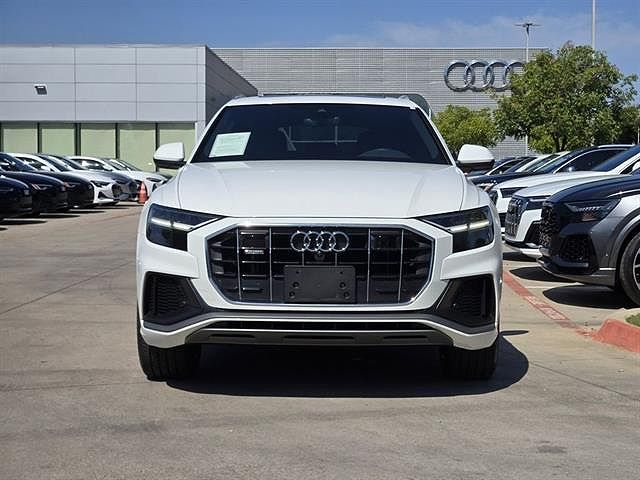 2022 Audi Q8