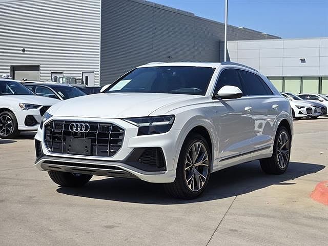 2022 Audi Q8