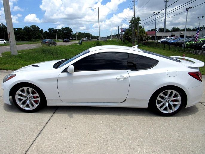 2013 Hyundai Genesis