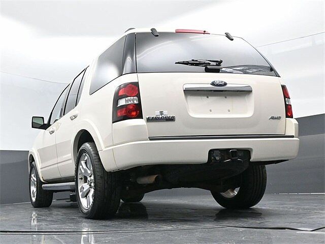 2009 Ford Explorer Limited Edition image 25