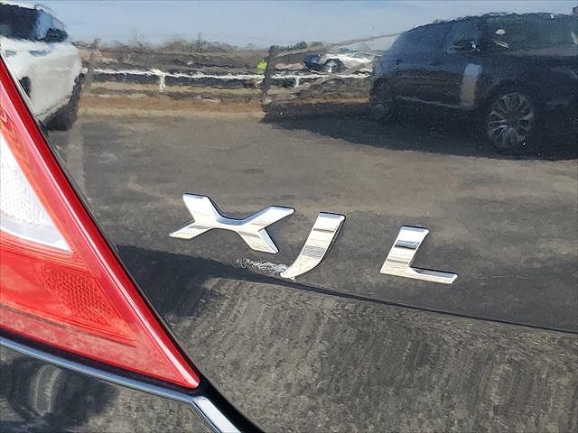 2017 Jaguar XJ XJL Portfolio image 6