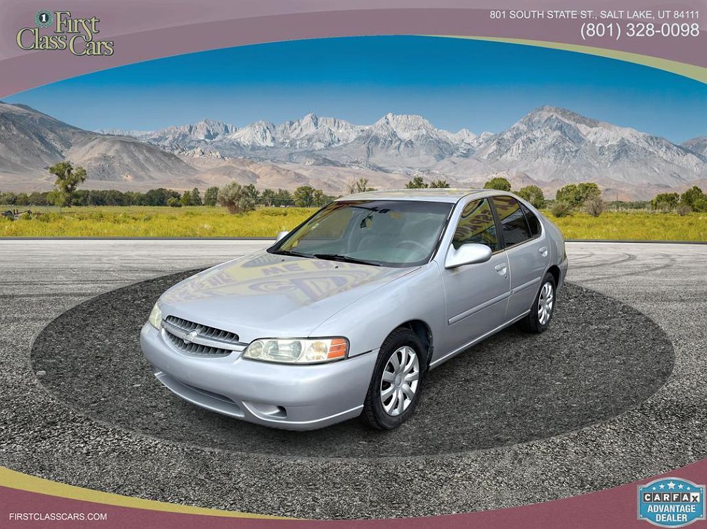 2001 Nissan Altima GXE image 0