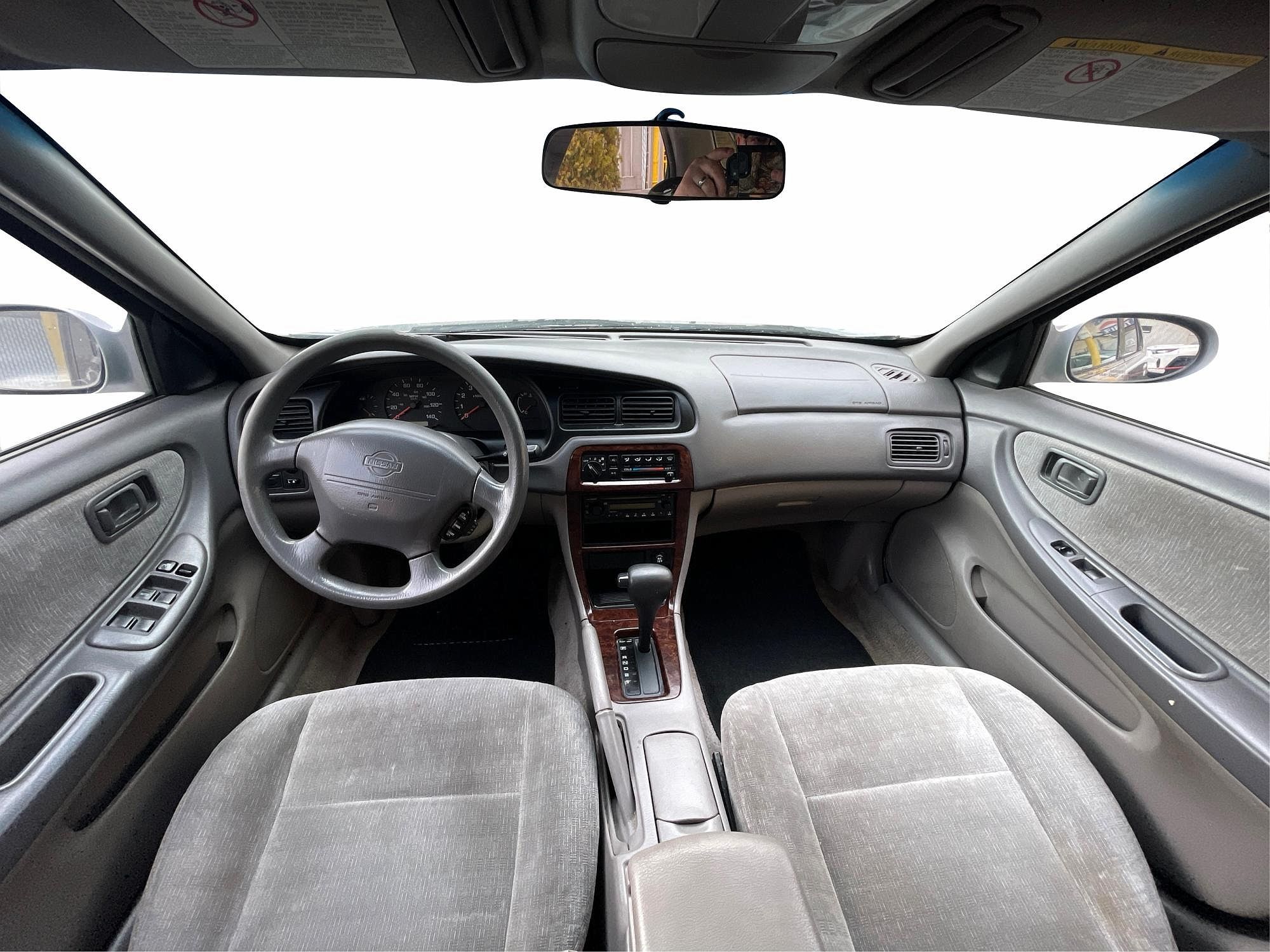 2001 Nissan Altima GXE image 20