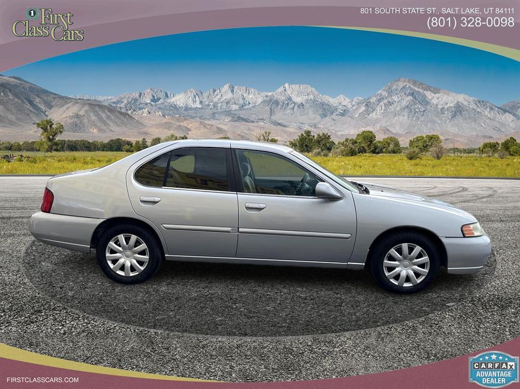 2001 Nissan Altima GXE image 2