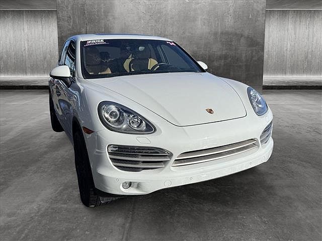 2014 Porsche Cayenne Platinum Edition image 3