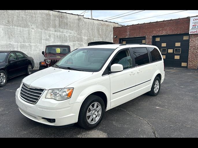 2010 Chrysler Town & Country