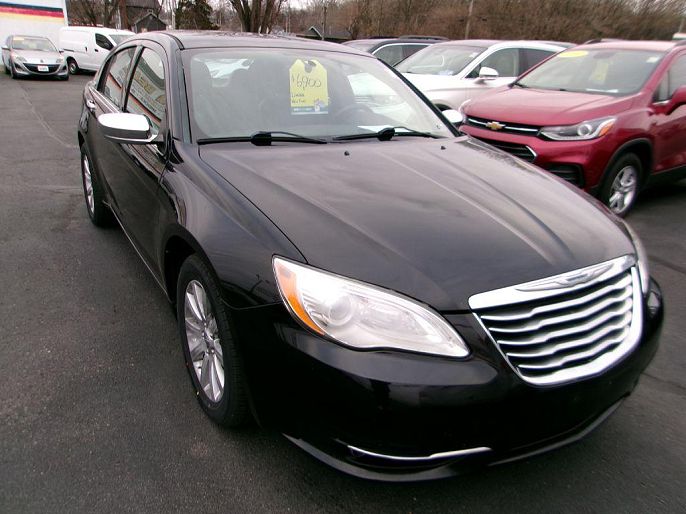 2013 Chrysler 200