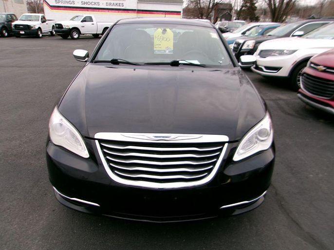 2013 Chrysler 200