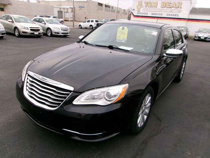 2013 Chrysler 200