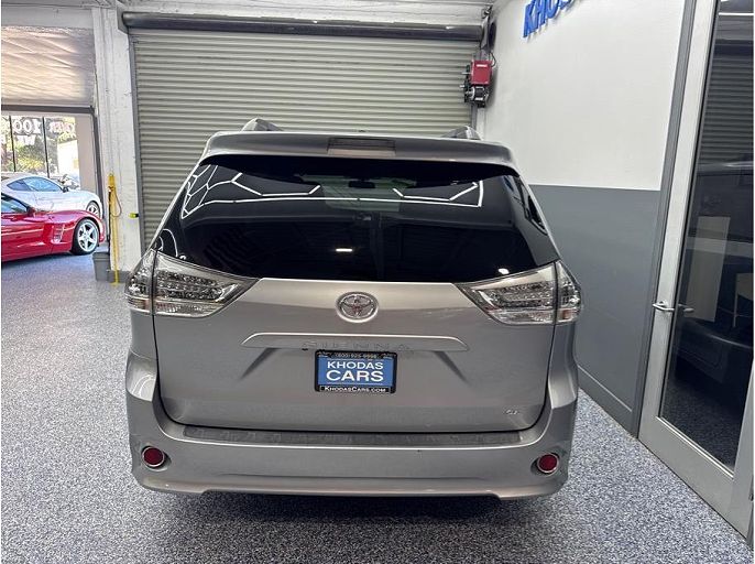 2017 Toyota Sienna