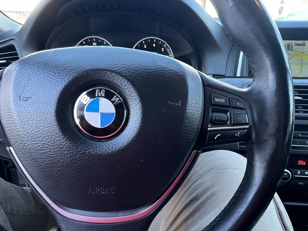 2014 BMW 5 Series 535i xDrive image 36