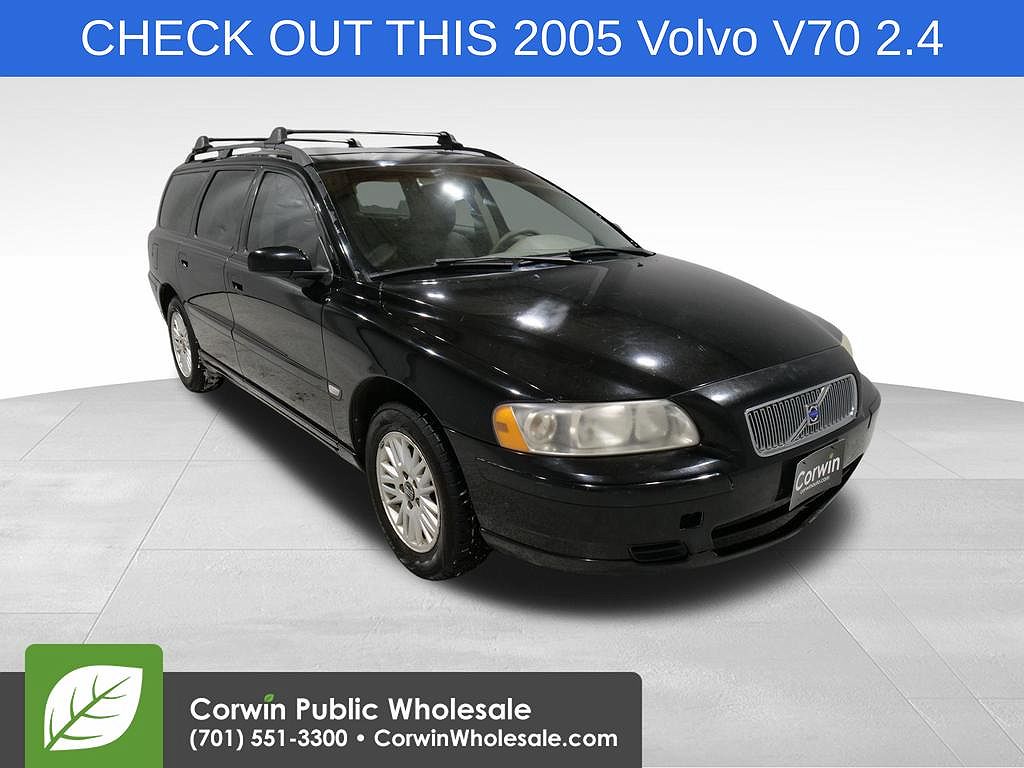 2005 Volvo V70 null image 0