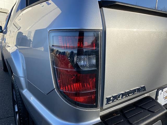 2014 Honda Ridgeline SE image 10