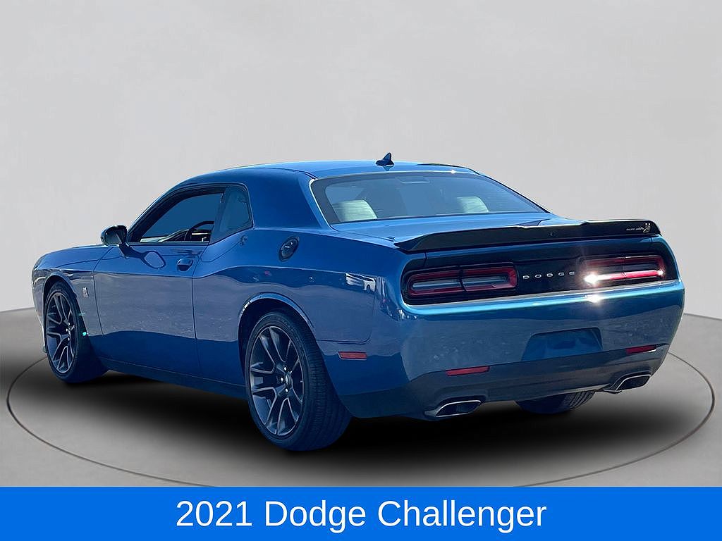 2021 Dodge Challenger R/T image 4