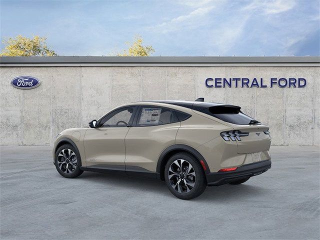 2025 Ford Mustang Mach-E