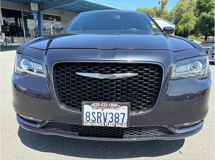 2019 Chrysler 300