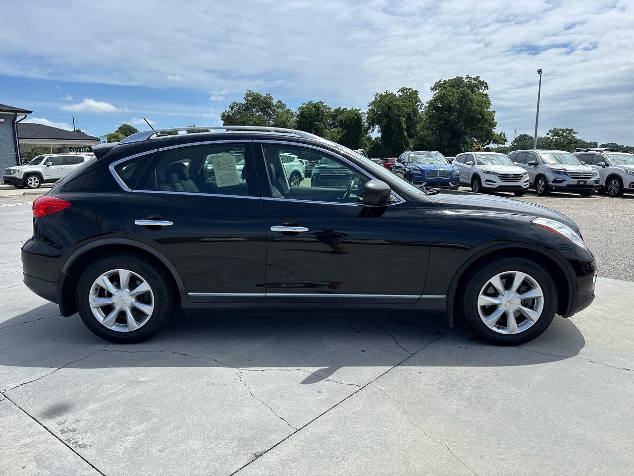 2010 Infiniti EX35